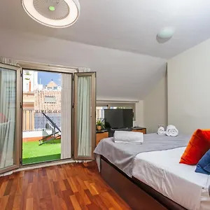 Apartamento Precioso ático Con Terraza Centro Historico, Málaga